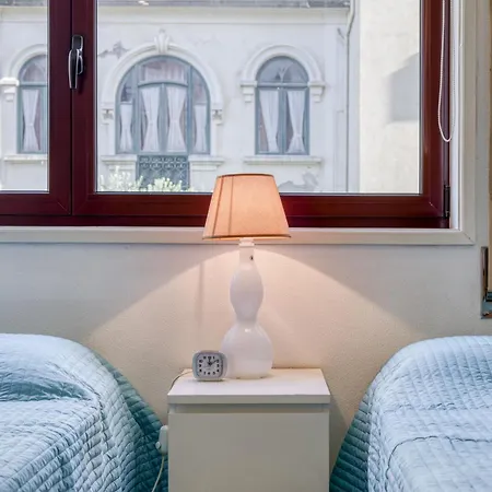 Apartament Cosy Flat By The Beach, *